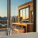 Seafront Luxury Near Henningsvaer Willa Kleppstad