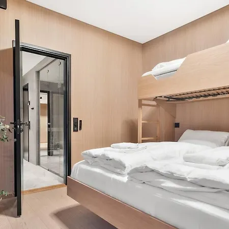 New - Seafront Luxury Near Henningsvaer * Kleppstad