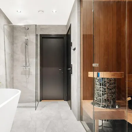 New - Seafront Luxury Near Henningsvaer Villa *