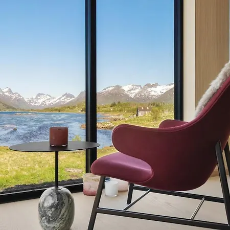 New - Seafront Luxury Near Henningsvaer Villa *