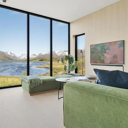 New - Seafront Luxury Near Henningsvaer Villa Kleppstad