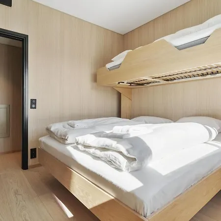 New - Seafront Luxury Near Henningsvaer Kleppstad