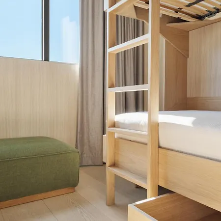 Villa New - Seafront Luxury Near Henningsvaer *