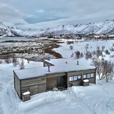 Seafront Luxury Near Henningsvaer Villa *