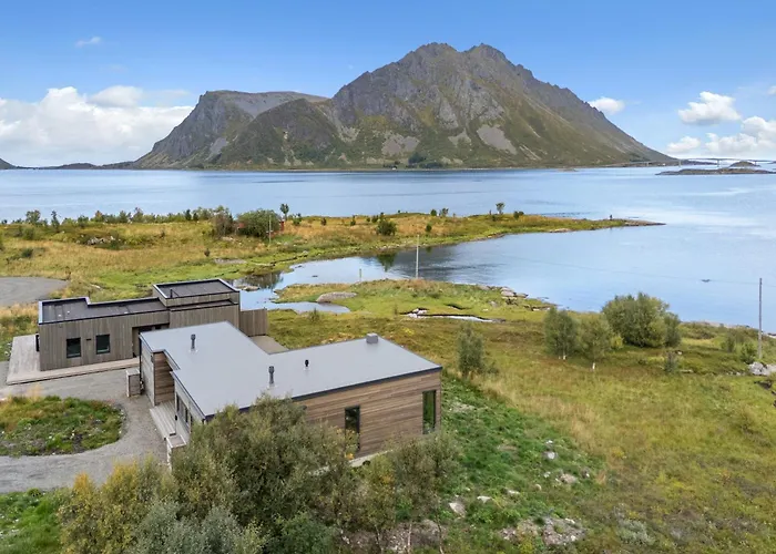 Villa Seafront Luxury Near Henningsvaer Kleppstad