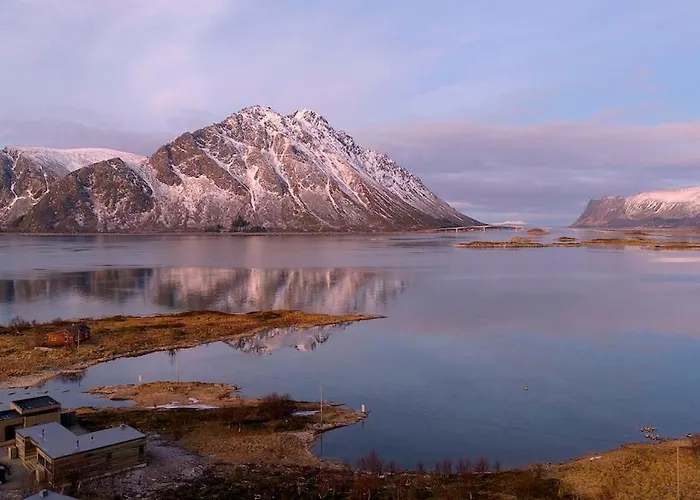 Seafront Luxury Near Henningsvaer Kleppstad