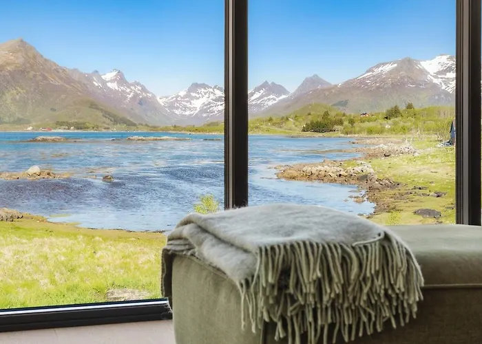 Seafront Luxury Near Henningsvaer * Kleppstad